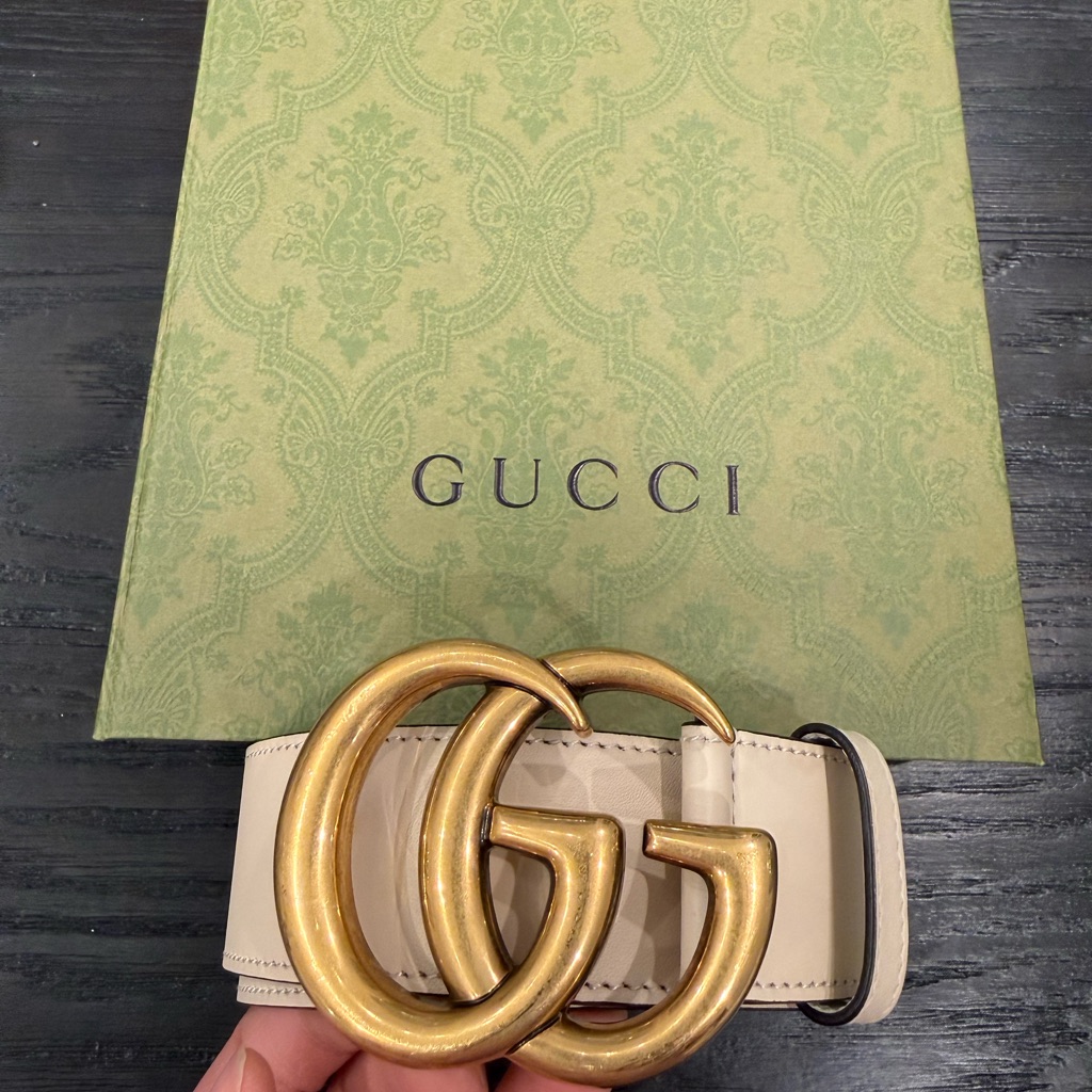 Gucci Beige Belt With Gold Gg Buckle